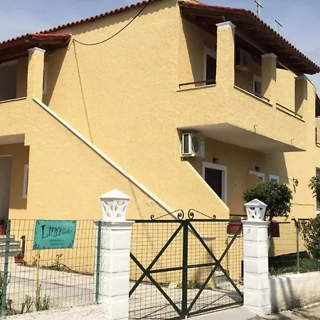 Christina On The River *